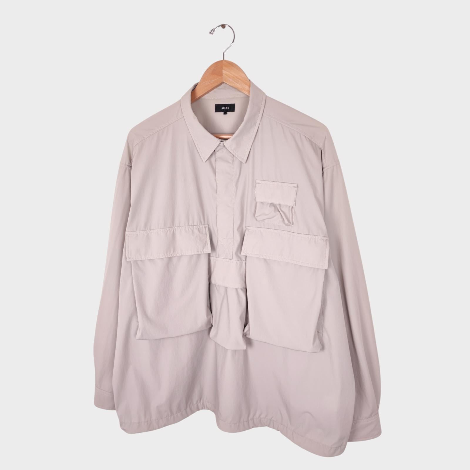 BEAMS Men's Off White Oversized Fit Utility Pullover Action Overshirt