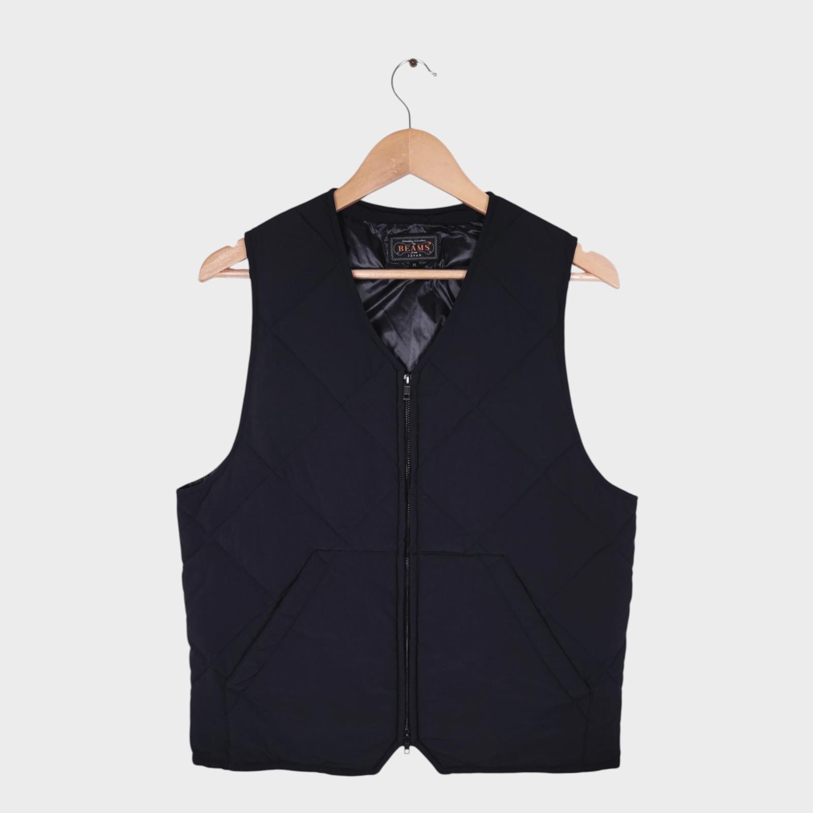 BEAMS PLUS Men's Black Lightweight Quilted Primaloft Gilet