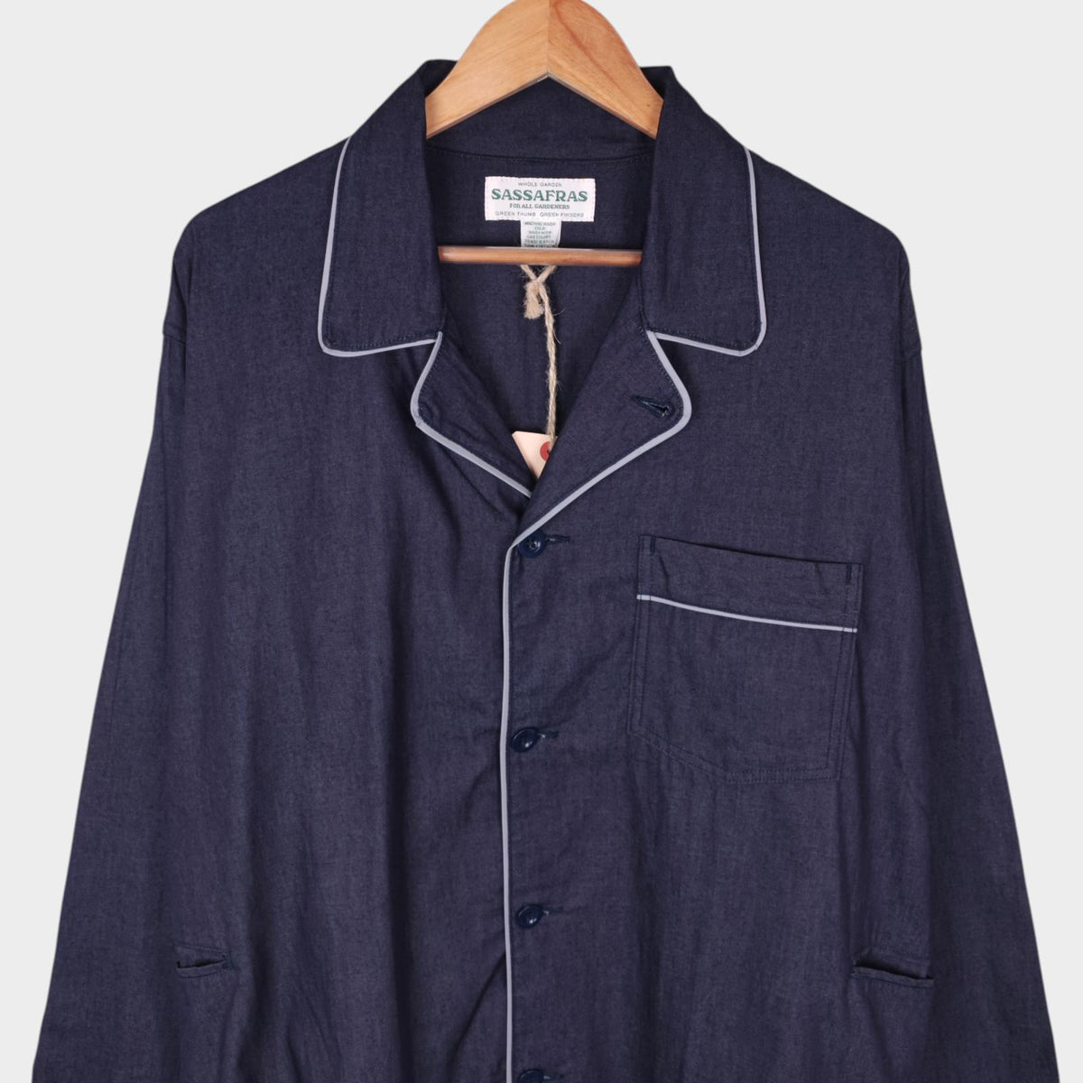 SASSAFRAS Men's Made in Japan Navy Blue Gardening At Night Overshirt