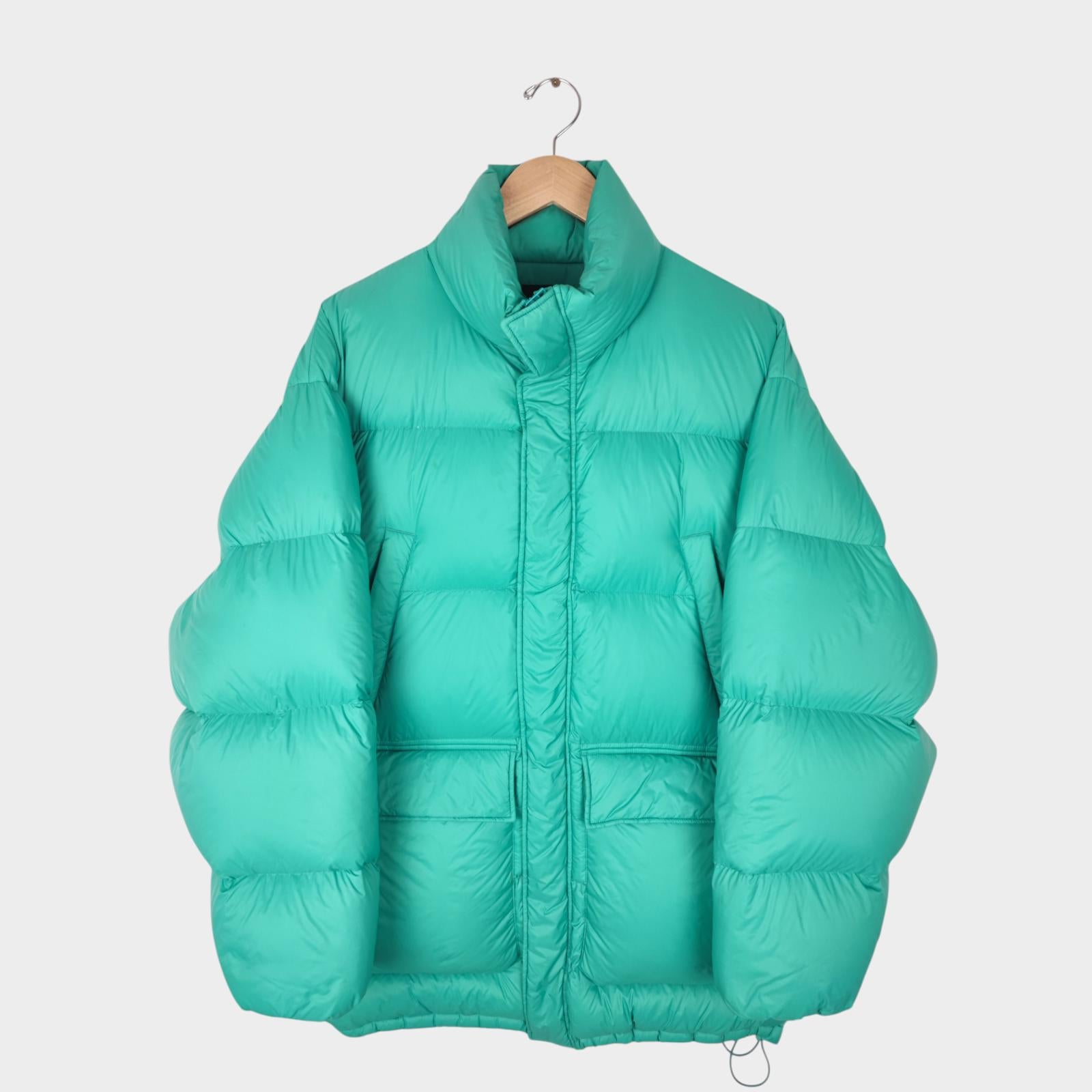 BEAMS Men's Marine Green Down Puffer Jacket