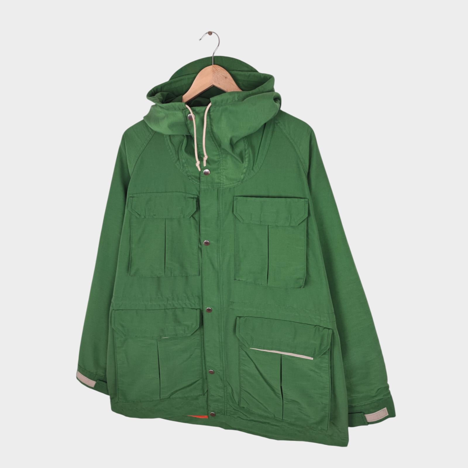 BEAMS PLUS Men's Green 60/40 Cotton Blend Hooded Mountain Parka Jacket