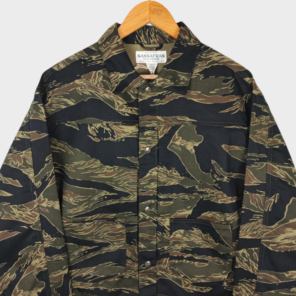 SASSAFRAS Men's Made in Japan Tiger Camo Gardeners Jacket