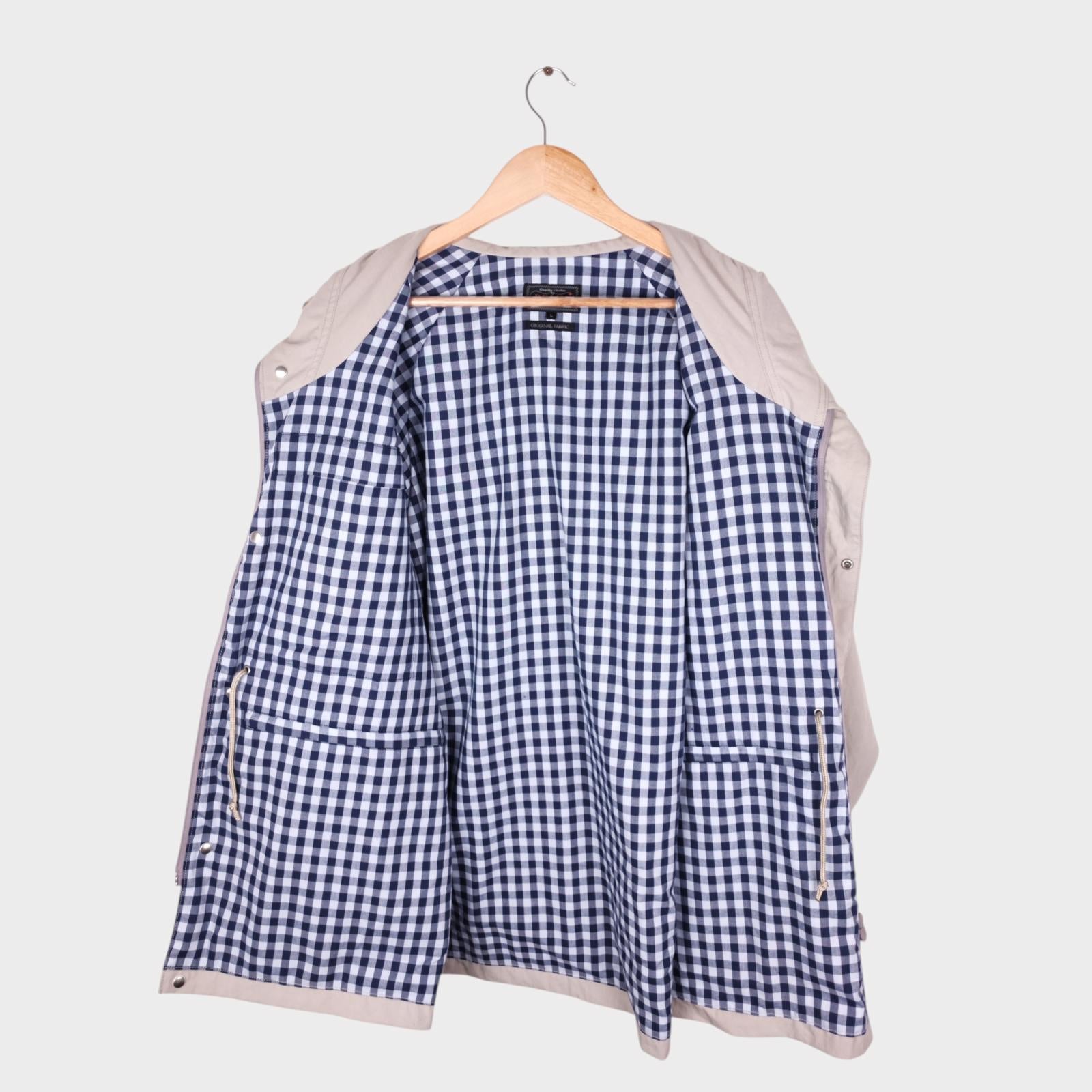 BEAMS PLUS Men's Chalk Nylon Gingham Lining Hooded Mountain Parka Jacket