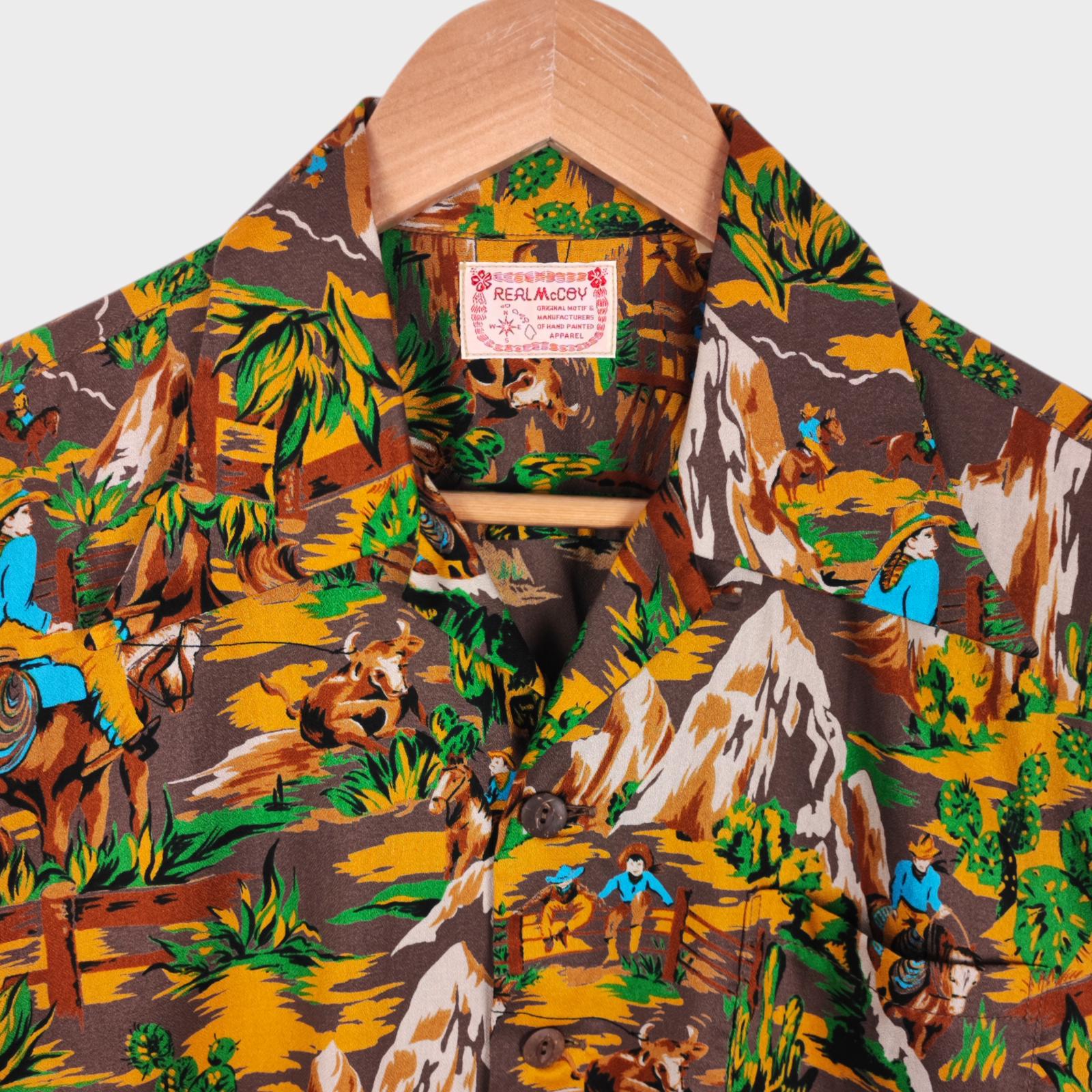 THE REAL MCCOY'S Men's Made in Japan Cowboy Print Hawaiian Vacation Shirt