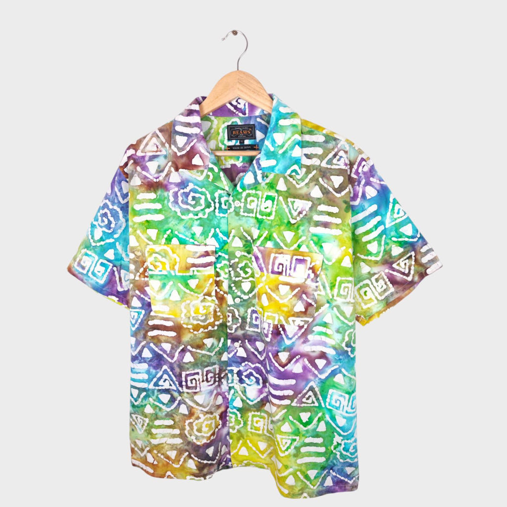 BEAMS PLUS Men's Made in Japan Batik Print Camp Collar Vacation Shirt
