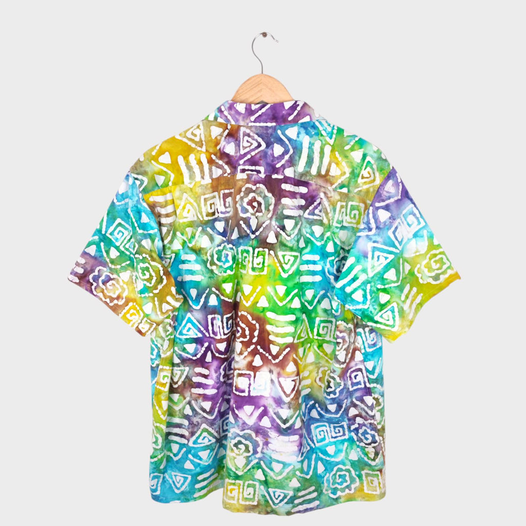 BEAMS PLUS Men's Made in Japan Batik Print Camp Collar Vacation Shirt
