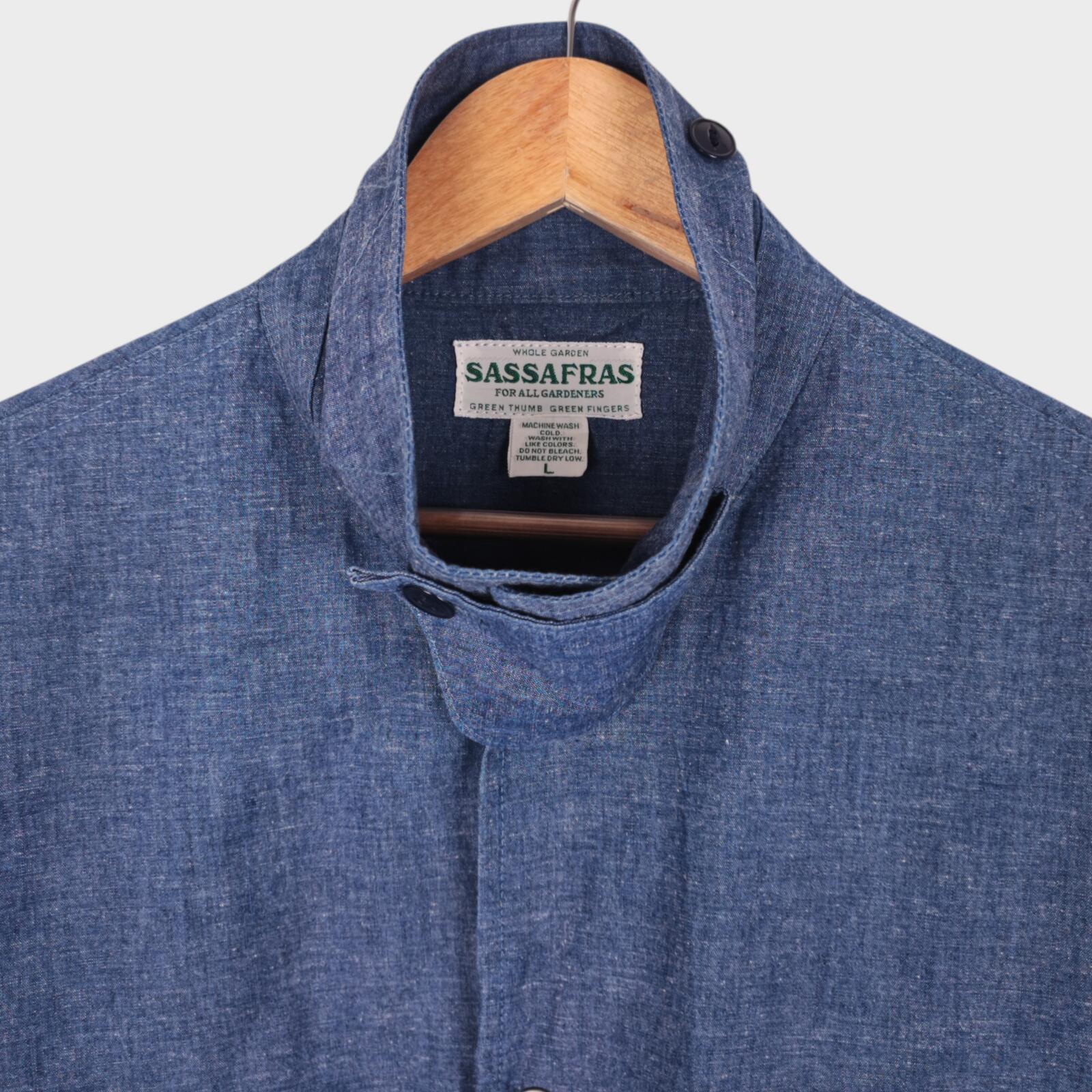 SASSAFRAS Men's Made in Japan Blue Chambray Plant Hunter Utility Jacket