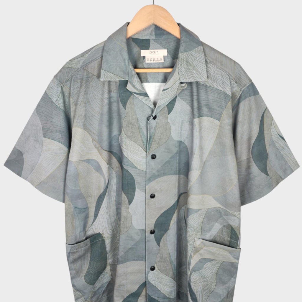 NORBIT BY HIROSHI NOZAWA Men's Grey/Green Leaf Camo Aloha Shirt