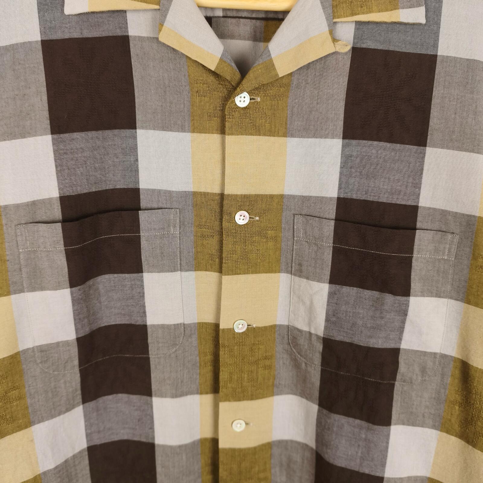 BEAMS PLUS Men's Made in Japan Checked Camp Collar Shirt