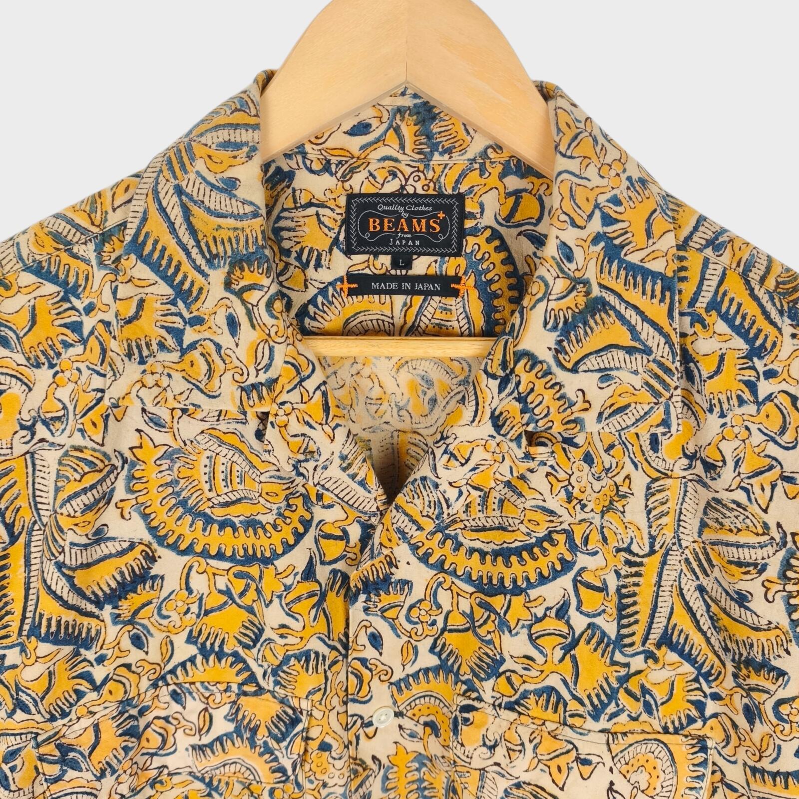 BEAMS PLUS Men's Made in Japan Floral Paisley Print Camp Collar Vacation Shirt