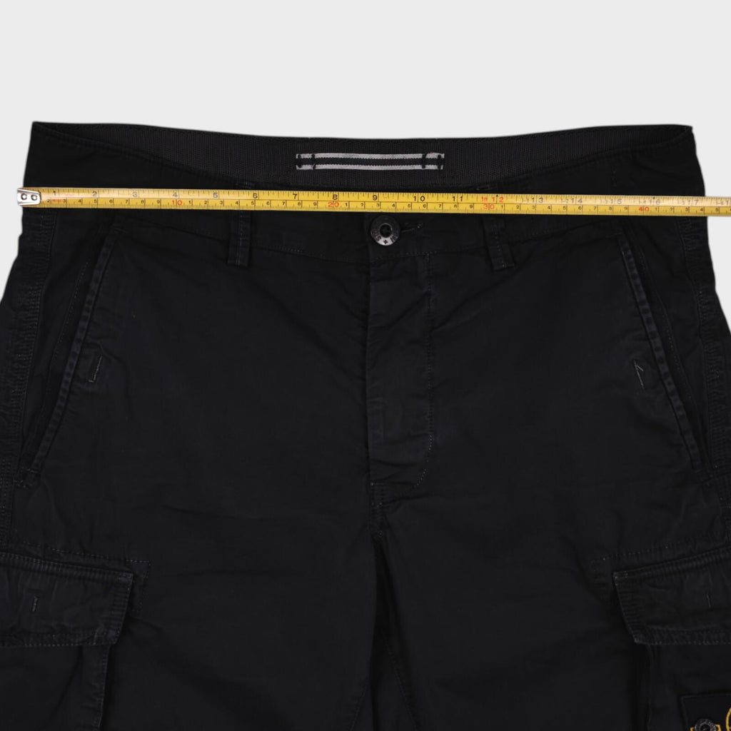 STONE ISLAND Men's Black Garment Dyed Detachable Badge Cargo Shorts