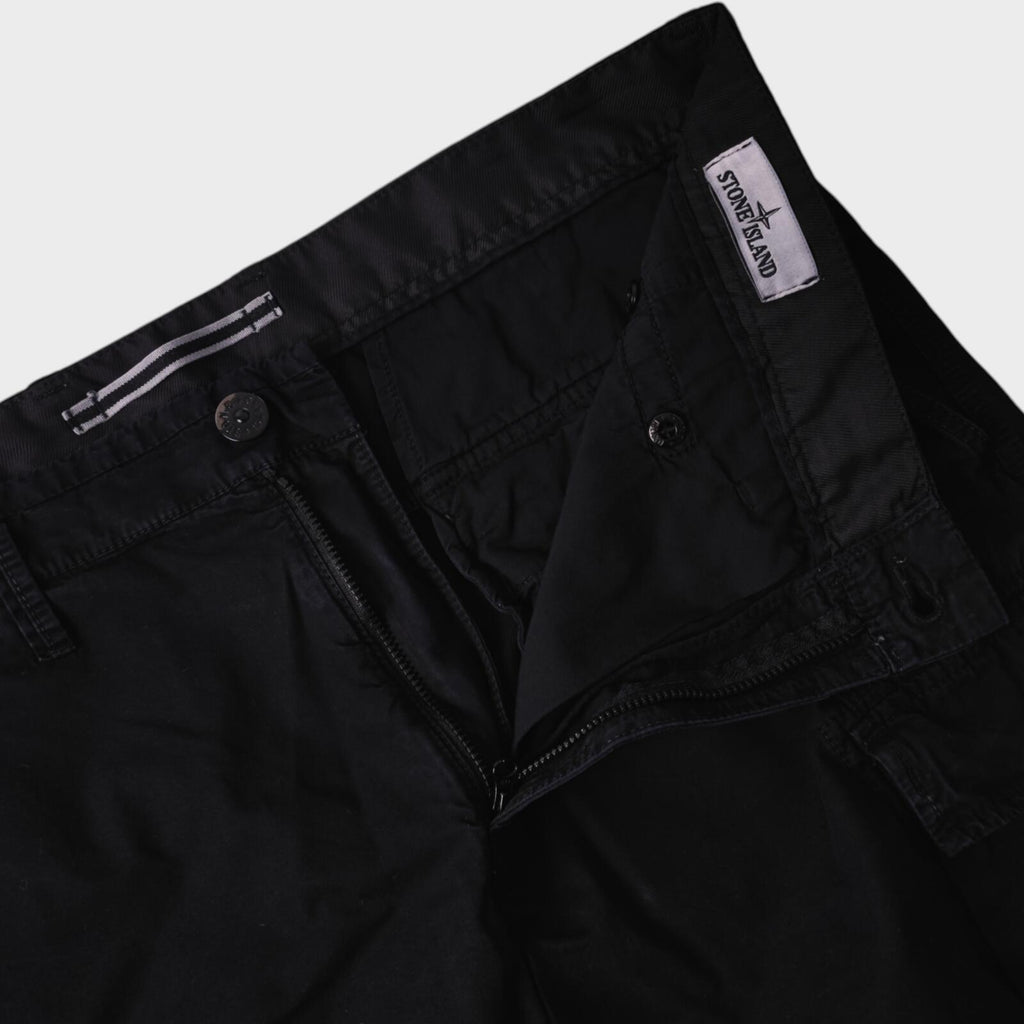 STONE ISLAND Men's Black Garment Dyed Detachable Badge Cargo Shorts