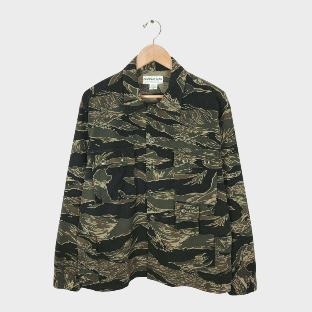 SASSAFRAS Men's Made in Japan Brushed Flannel Camo G.D.U. Military Jacket