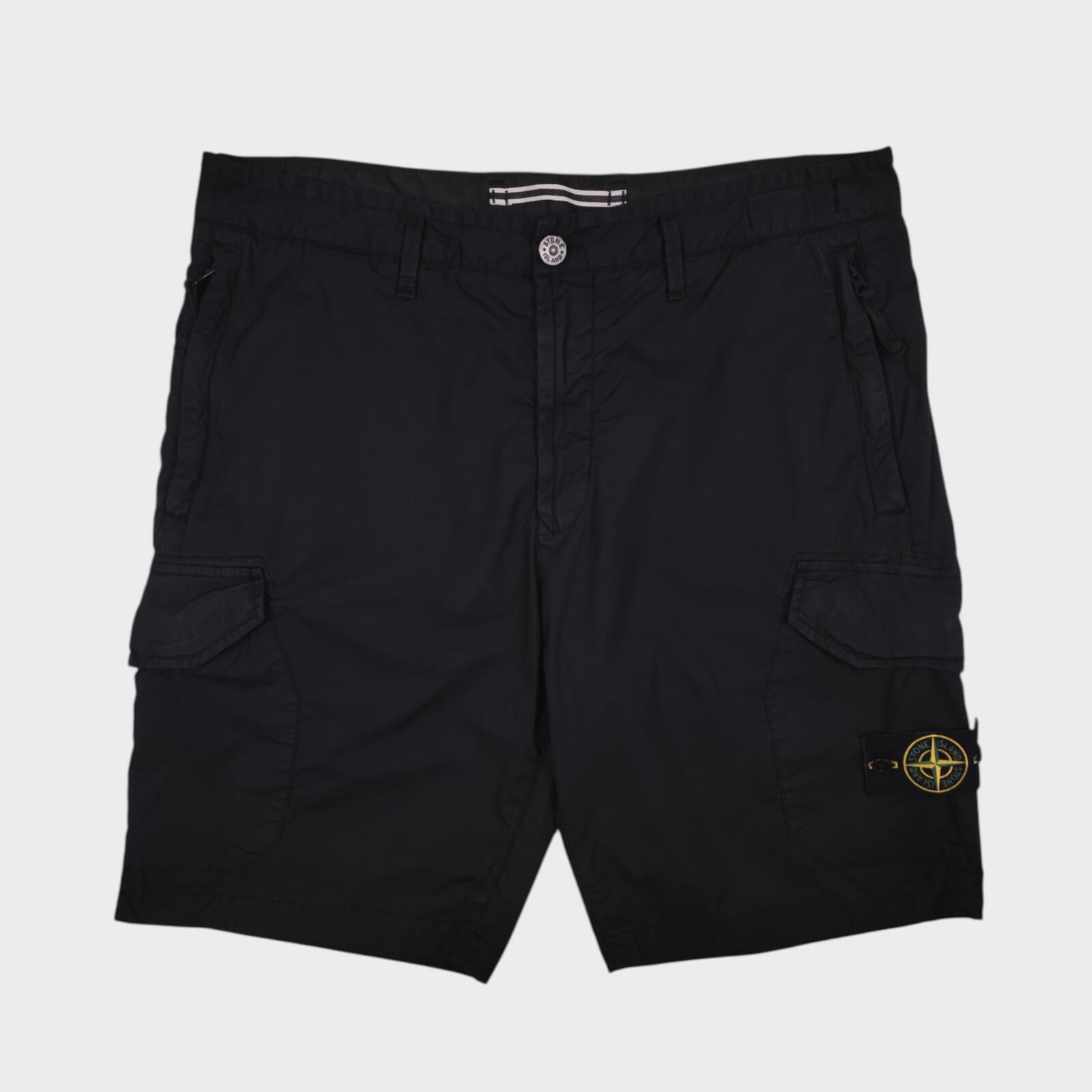 STONE ISLAND Men's Black Garment Dyed Type RE Cargo Shorts