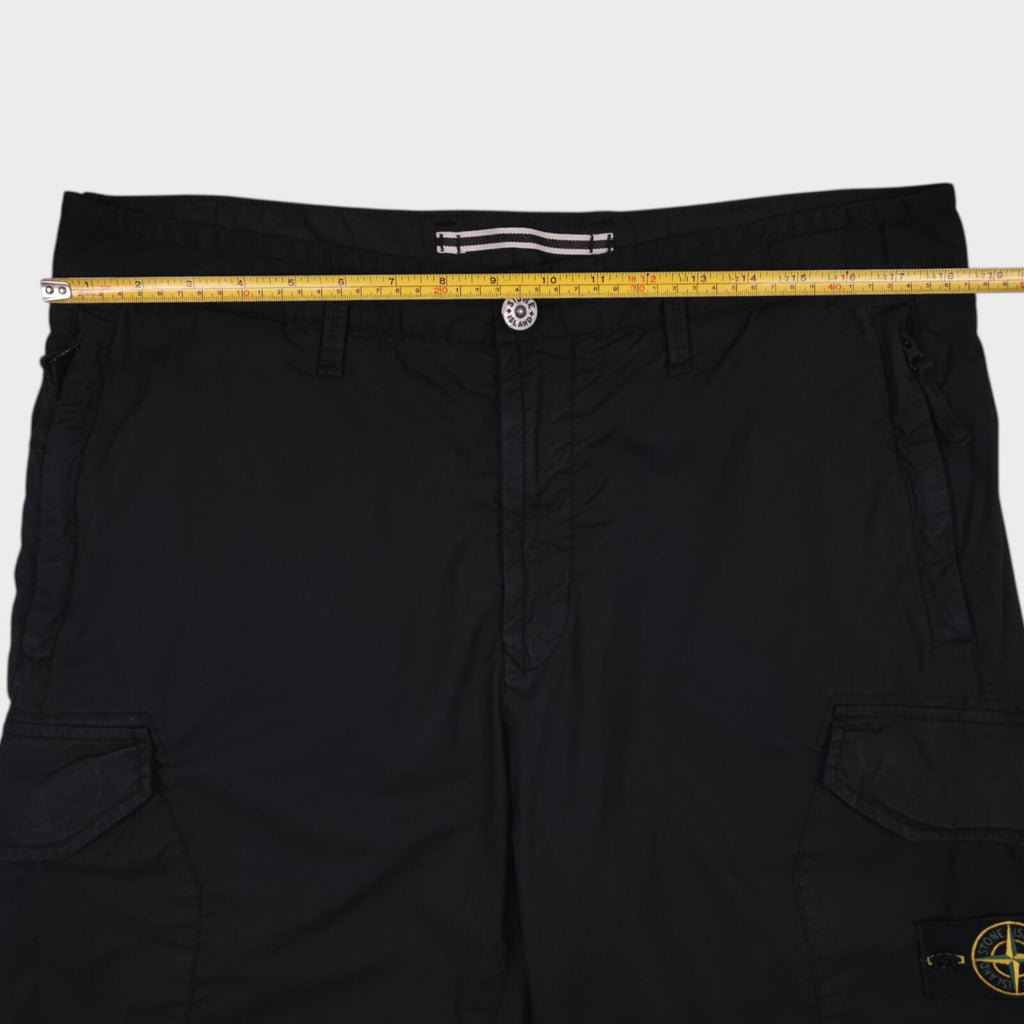 STONE ISLAND Men's Black Garment Dyed Type RE Cargo Shorts