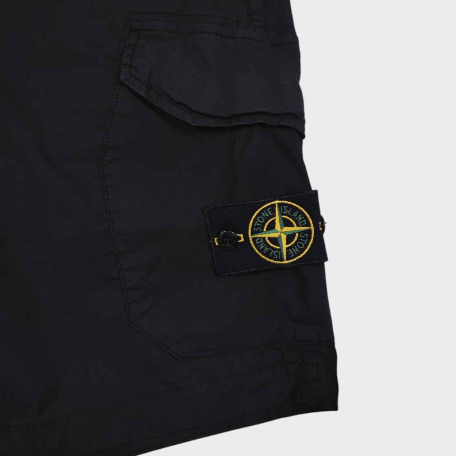 STONE ISLAND Men's Black Garment Dyed Type RE Cargo Shorts