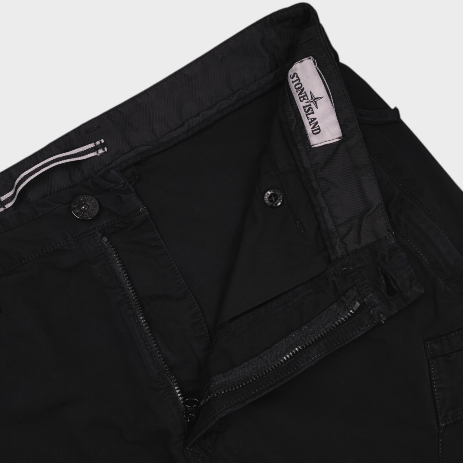 STONE ISLAND Men's Black Garment Dyed Type RE Cargo Shorts
