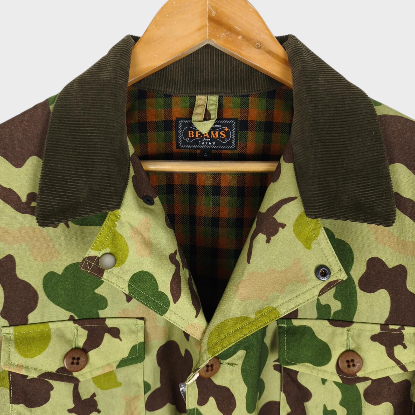 BEAMS PLUS Men's Green Camo Fish Hunting Jacket