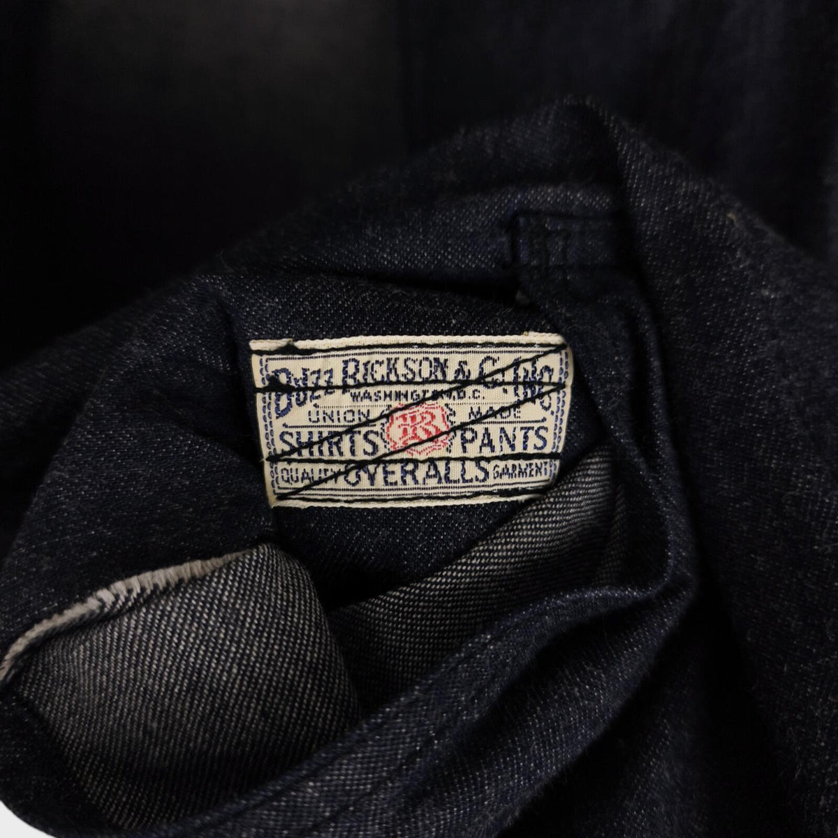 BUZZ RICKSON Men's Made in Japan WW2 USN Blue Denim Shawl Collar Chore Jacket