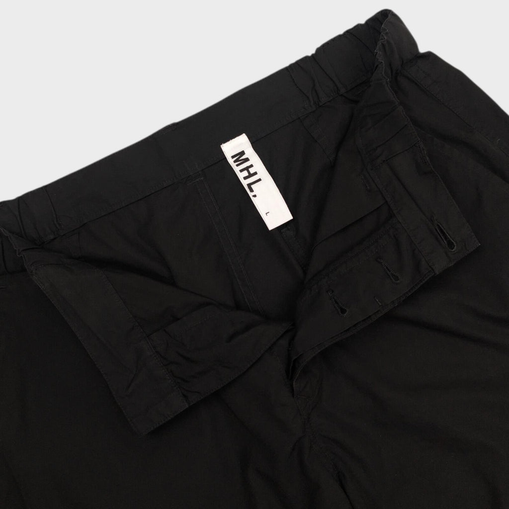 MHL MARGARET HOWELL Men's Black Cotton Poplin Elasticated Pleated Shorts