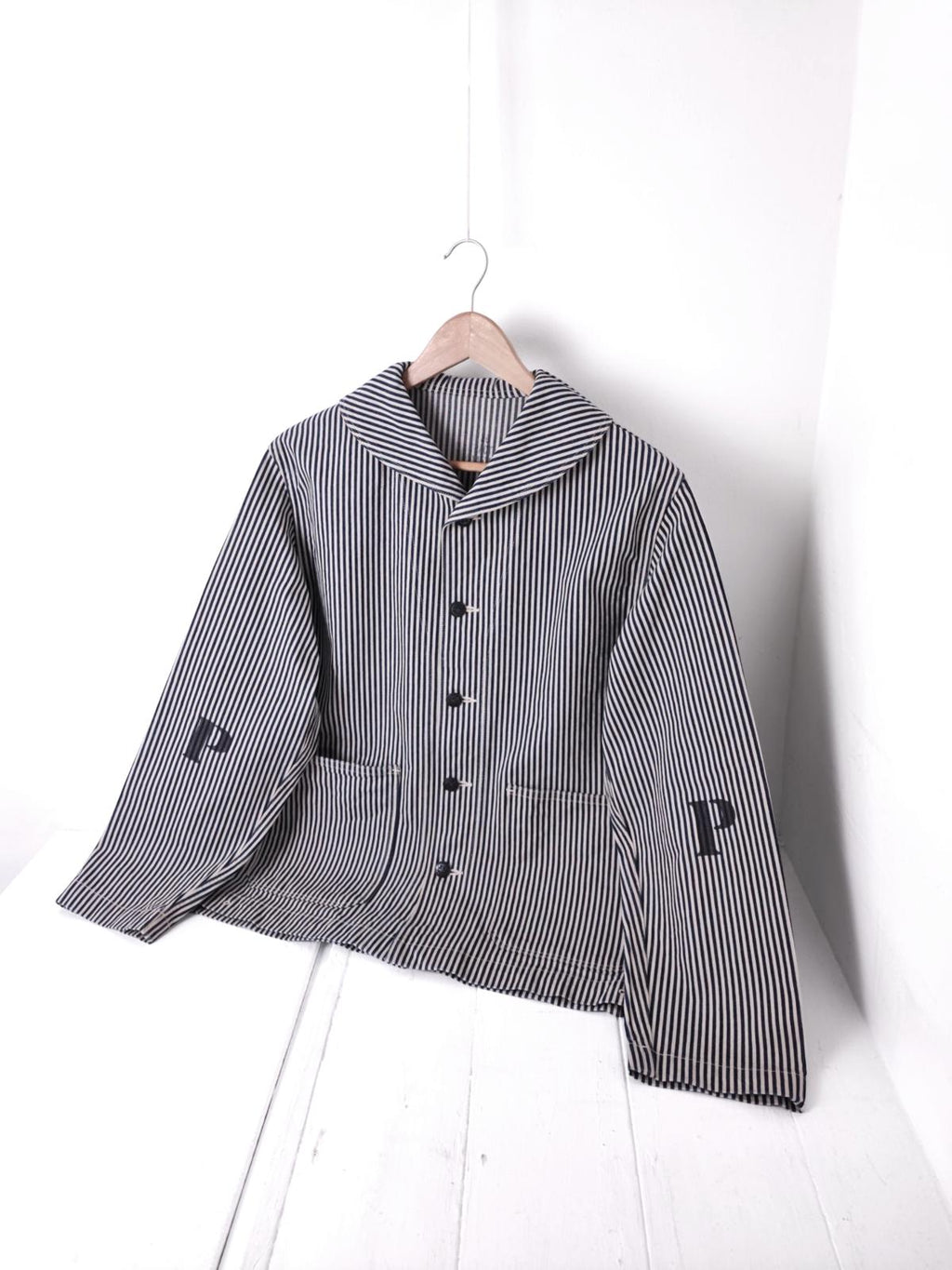BUZZ RICKSON Men's Made in Japan WW2 USN Hickory Stripe Repro Shawl Collar Chore Jacket