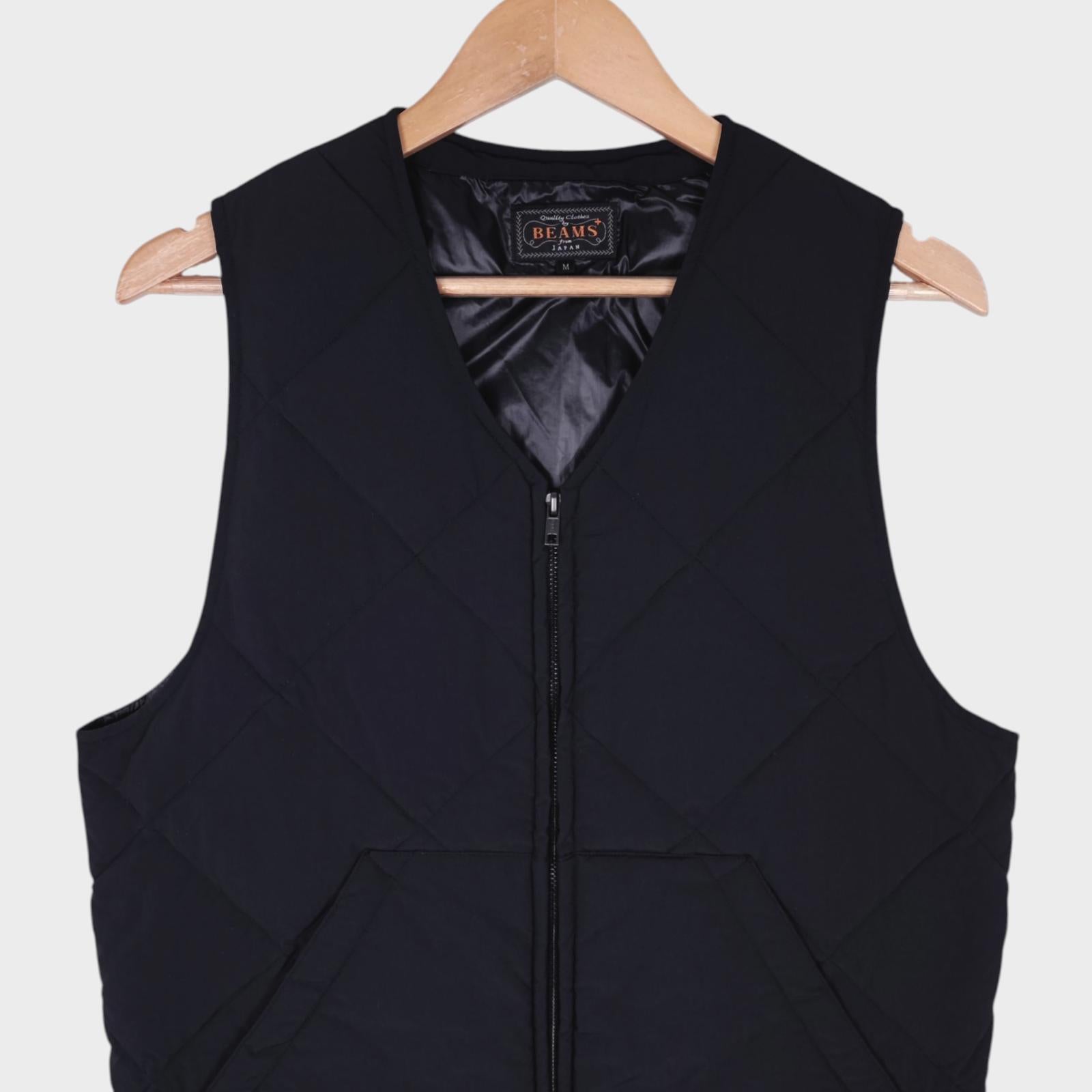 BEAMS PLUS Men's Black Lightweight Quilted Primaloft Gilet