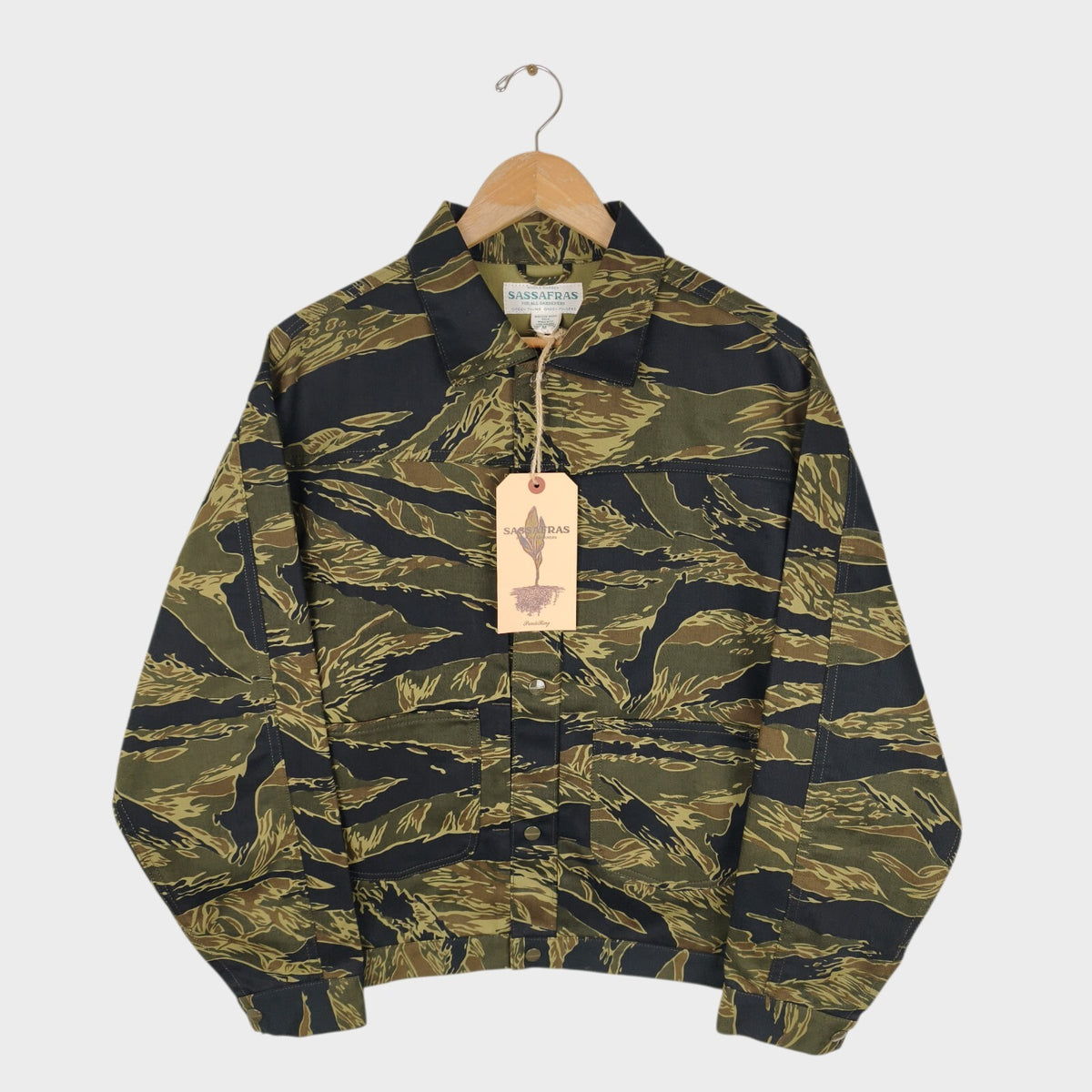 SASSAFRAS Men's Made in Japan Tiger Camo Gardeners Jacket