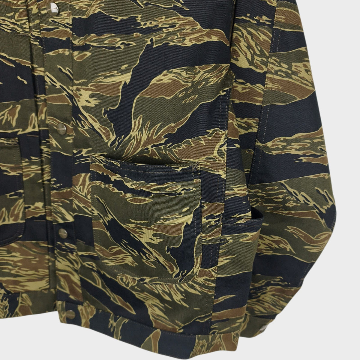 SASSAFRAS Men's Made in Japan Tiger Camo Gardeners Jacket
