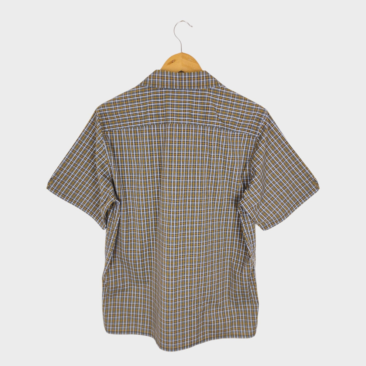 BEAMS PLUS Men's Camp Collar Multi Pocket Short Sleeved Utility Shirt