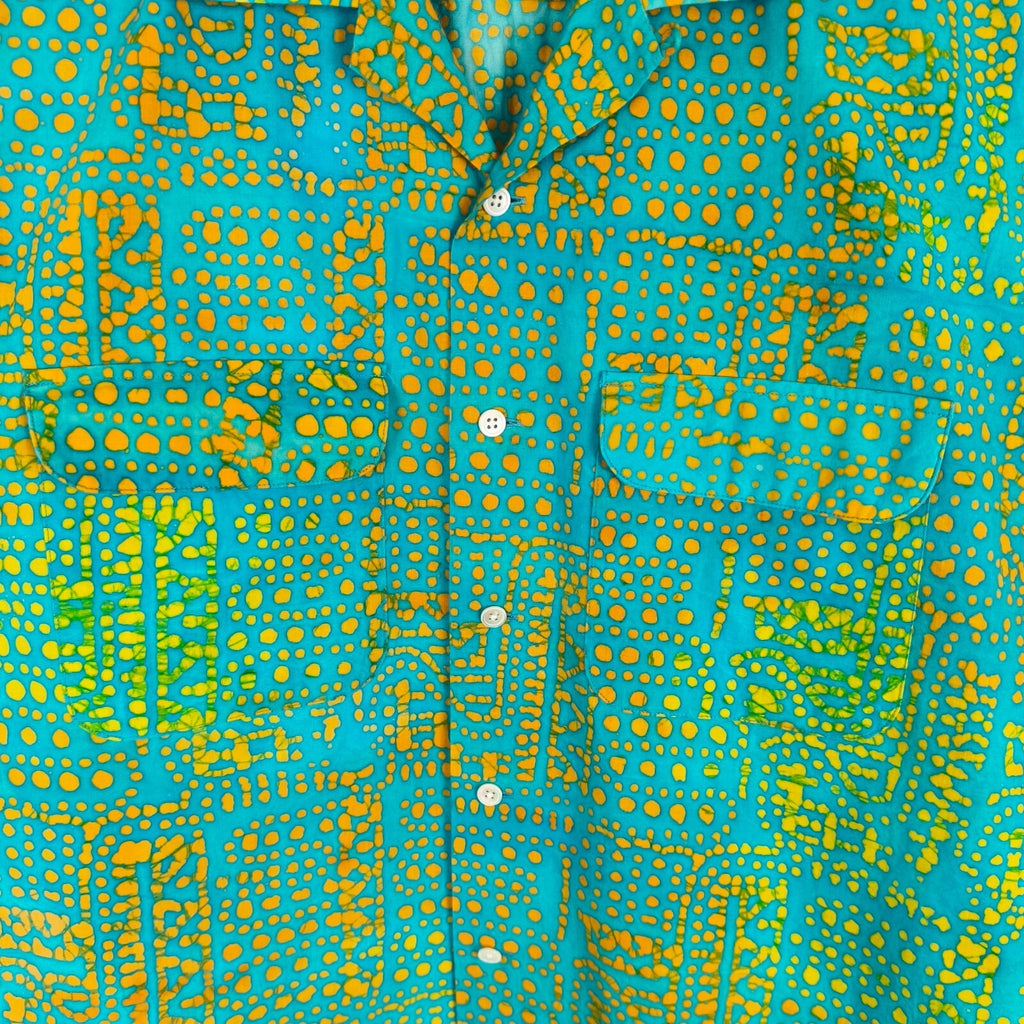 BEAMS PLUS Men's Made in Japan Batik Print Camp Collar Vacation Shirt