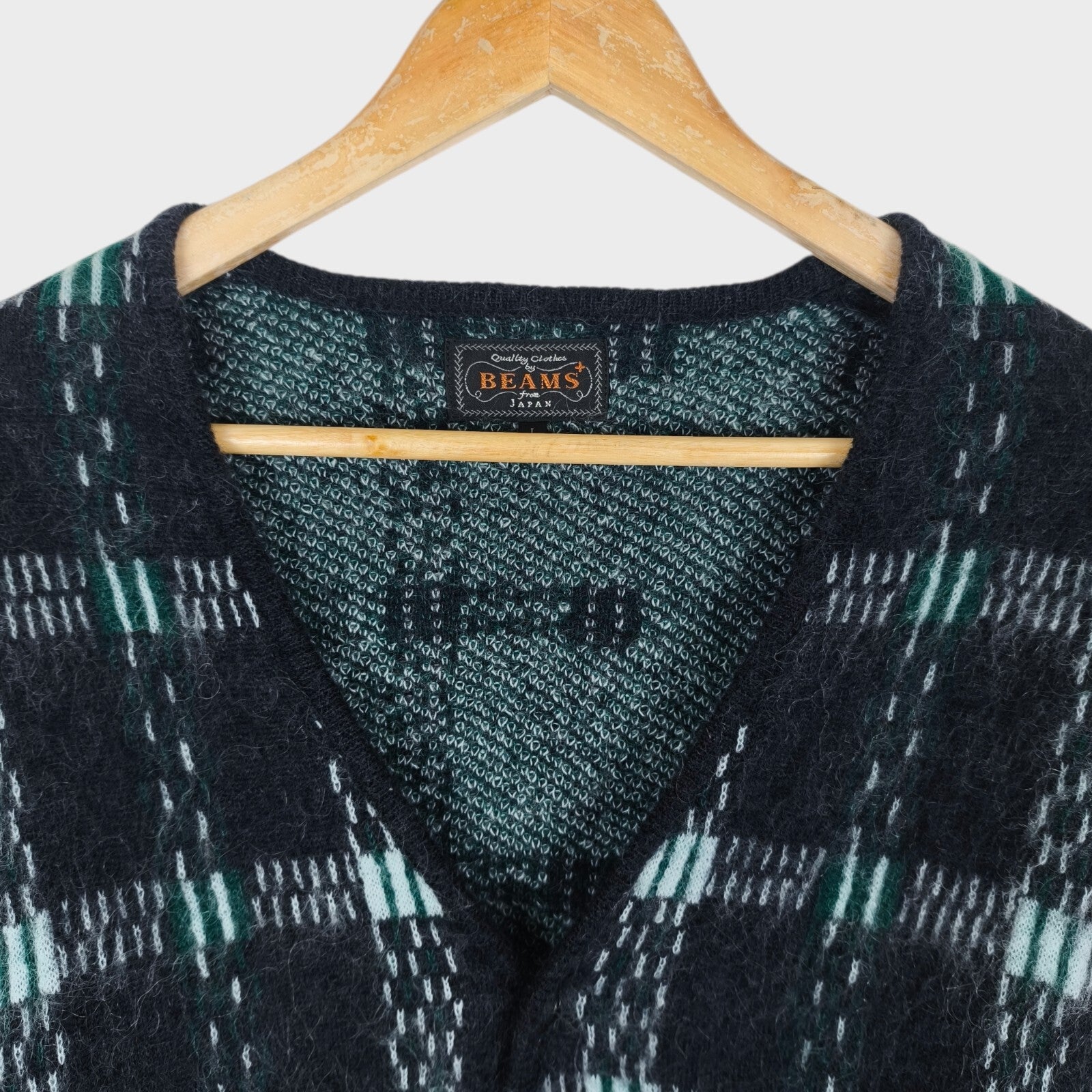 BEAMS PLUS Men's Mohair Blend Shaggy Grunge Jacquard Cardigan