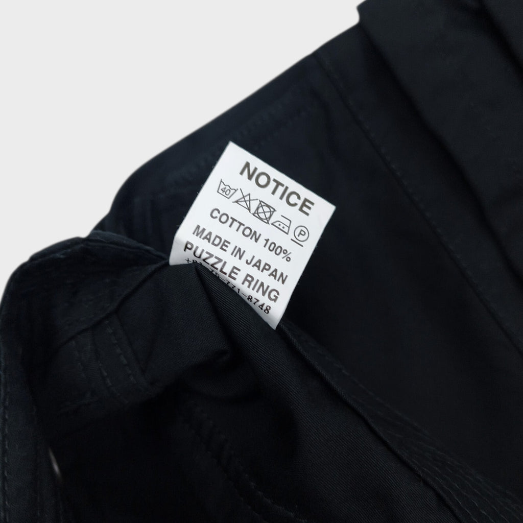 SASSAFRAS Men's Made in Japan Black Overgrown Weather Cotton Cargo Shorts