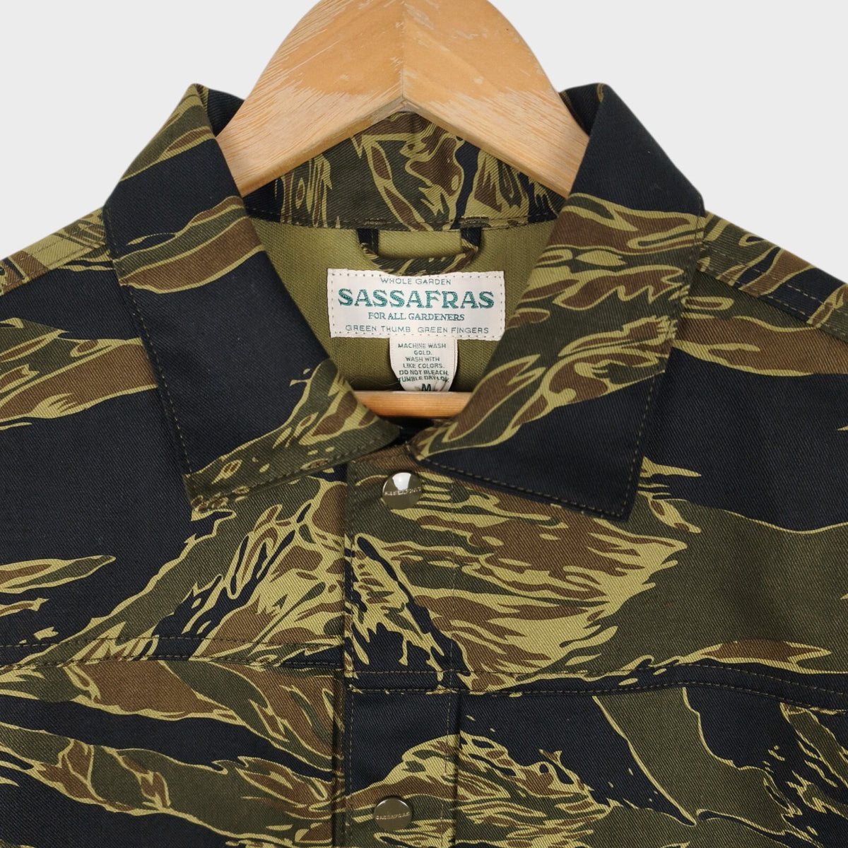 SASSAFRAS Men's Made in Japan Tiger Camo Gardeners Jacket