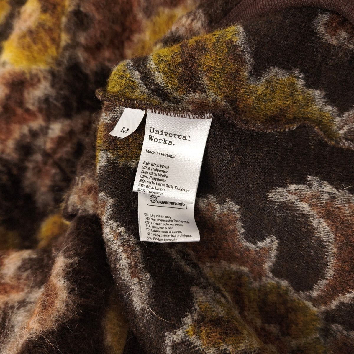 UNIVERSAL WORKS Men's Floral Shaggy Wool Fleece Cardigan