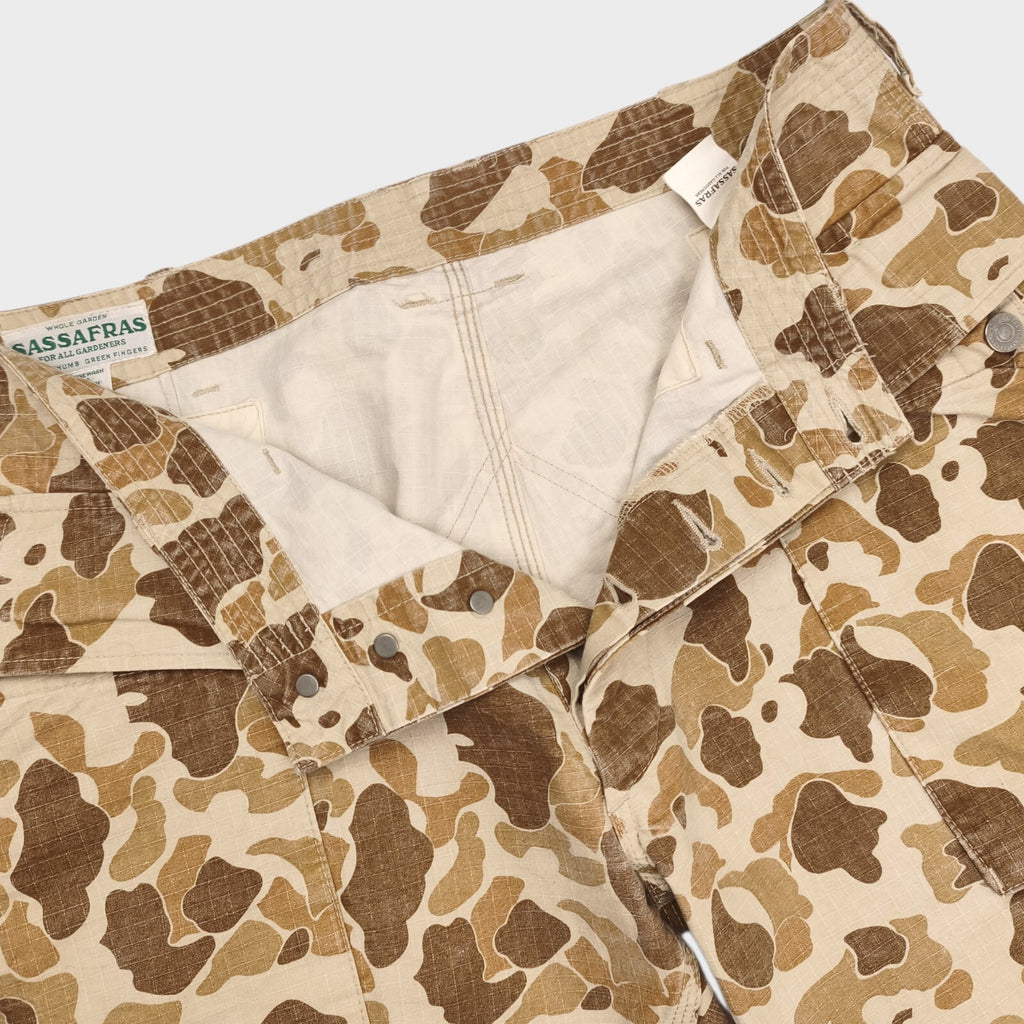 SASSAFRAS Men's Made in Japan Fall Leaf Camo Ripstop Cargo Shorts
