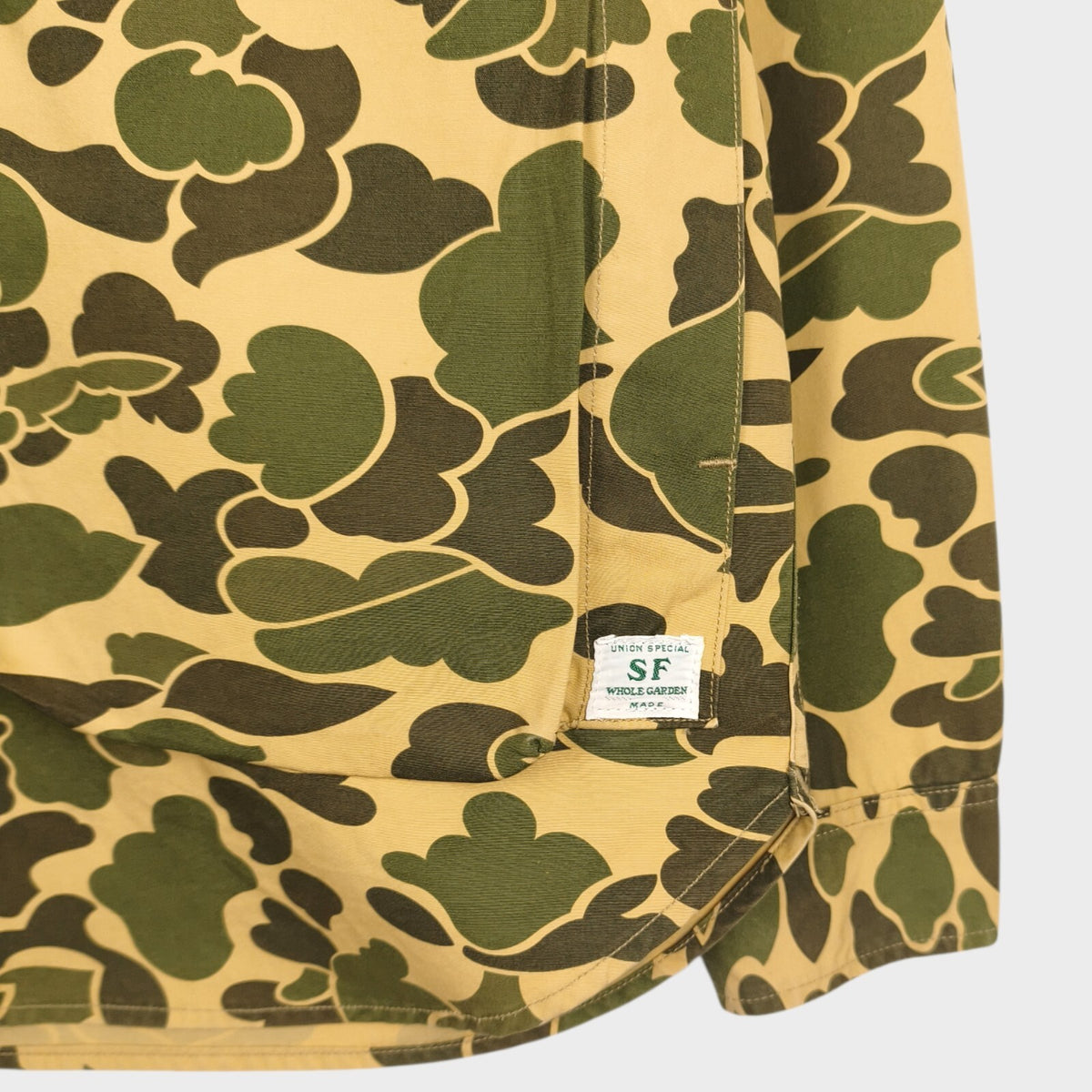SASSAFRAS Men's Made in Japan Camo Print Digs Crew Chore Jacket
