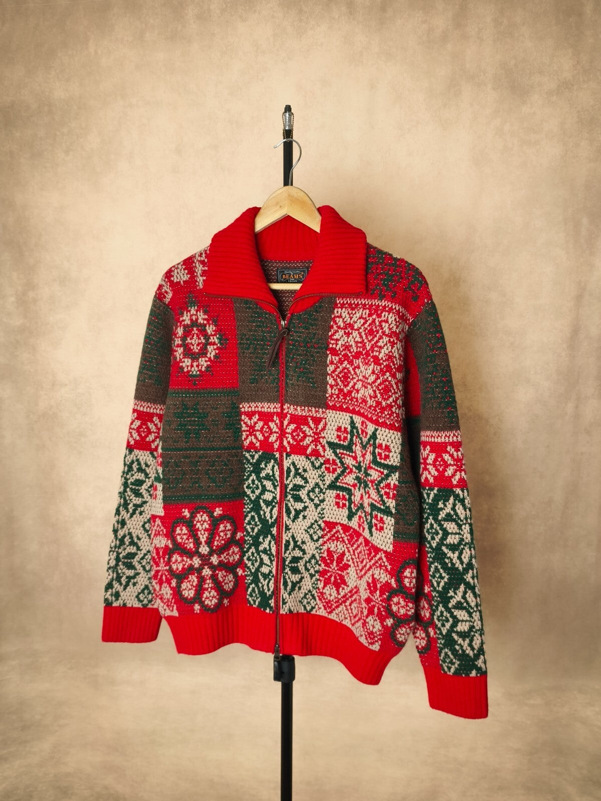 BEAMS PLUS Men's Red 100% Heavyweight Wool Jacquard Patchwork Jacket