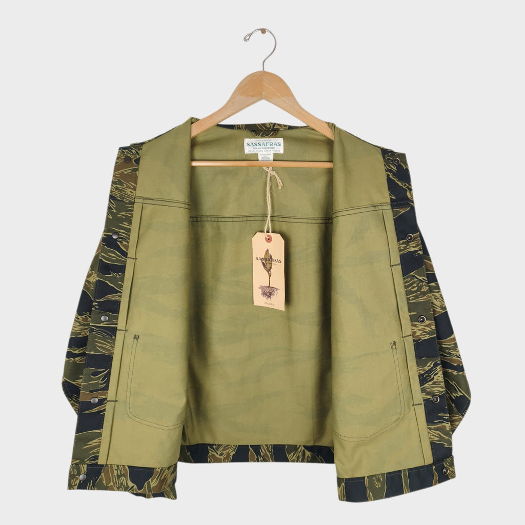 SASSAFRAS Men's Made in Japan Tiger Camo Gardeners Jacket