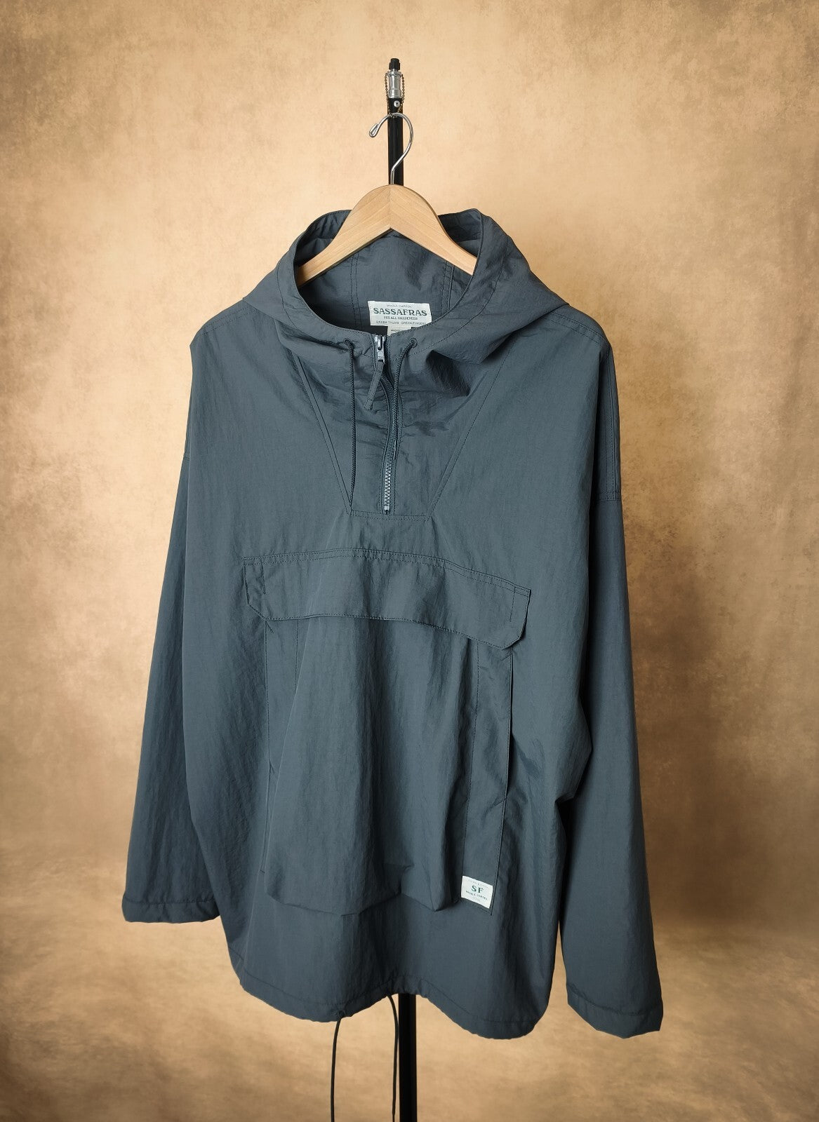 SASSAFRAS Men's Made in Japan Grey Digs Crew Armor Shell Bud Smock Jacket