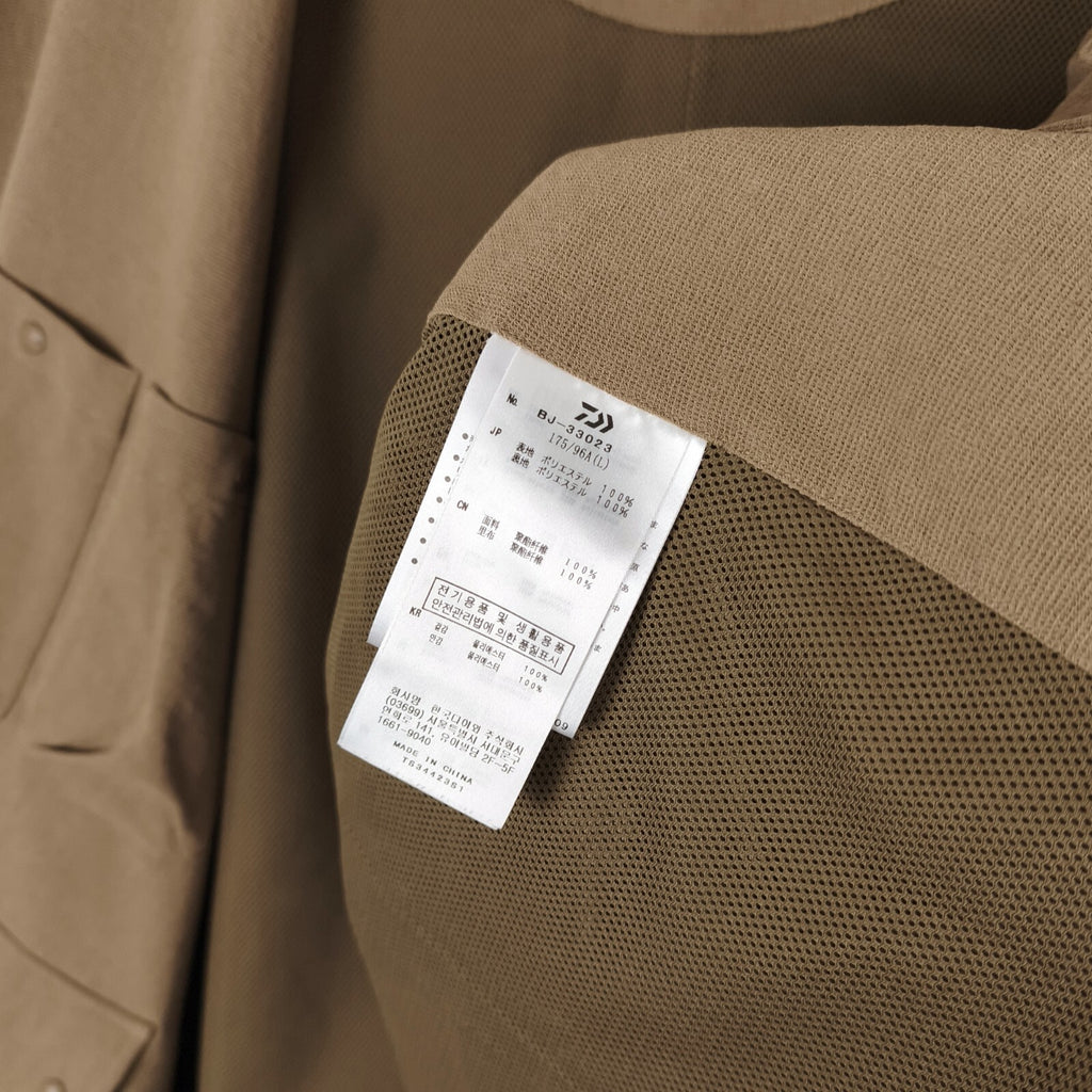 DAIWA PIER39 Men's Tech Belted Oversized Fit Gunshooting Jacket