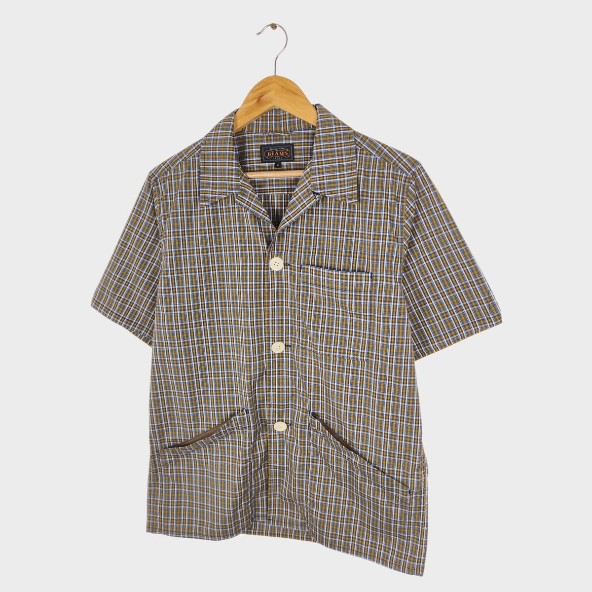 BEAMS PLUS Men's Camp Collar Multi Pocket Short Sleeved Utility Shirt
