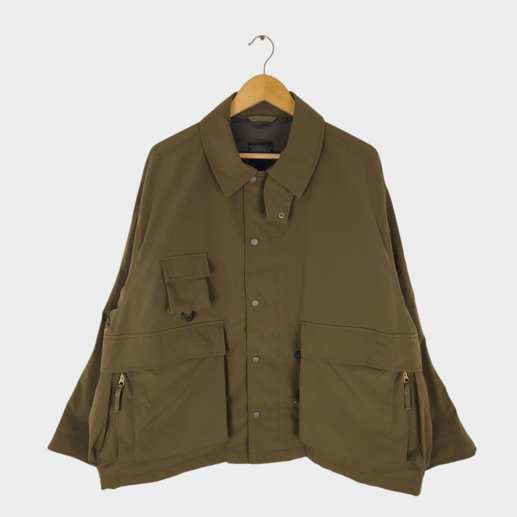 DAIWA PIER39 x L'ÉCHOPPE Men's Olive Green Oversized Fit Ex Short Jacket