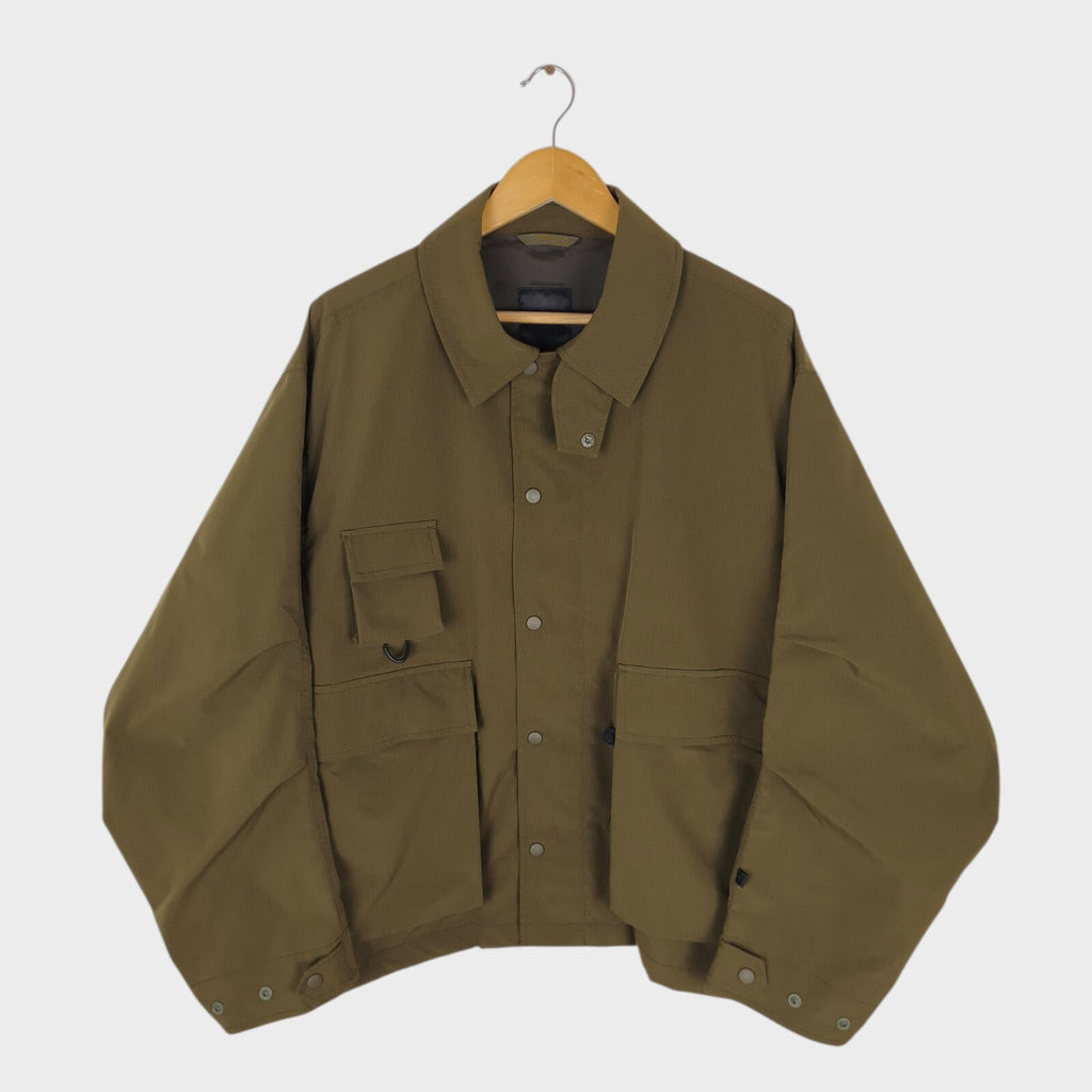 DAIWA PIER39 x L'ÉCHOPPE Men's Olive Green Oversized Fit Ex Short Jacket