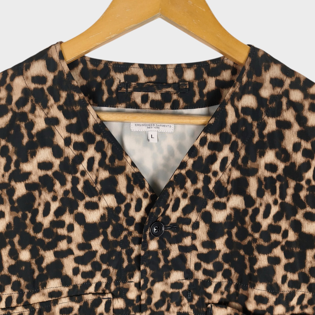 ENGINEERED GARMENTS Men's Made in USA Leopard Print Cardigan Jacket