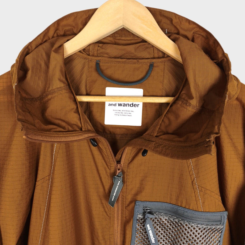 AND WANDER Men's Brown Breath Rip Hooded Jacket