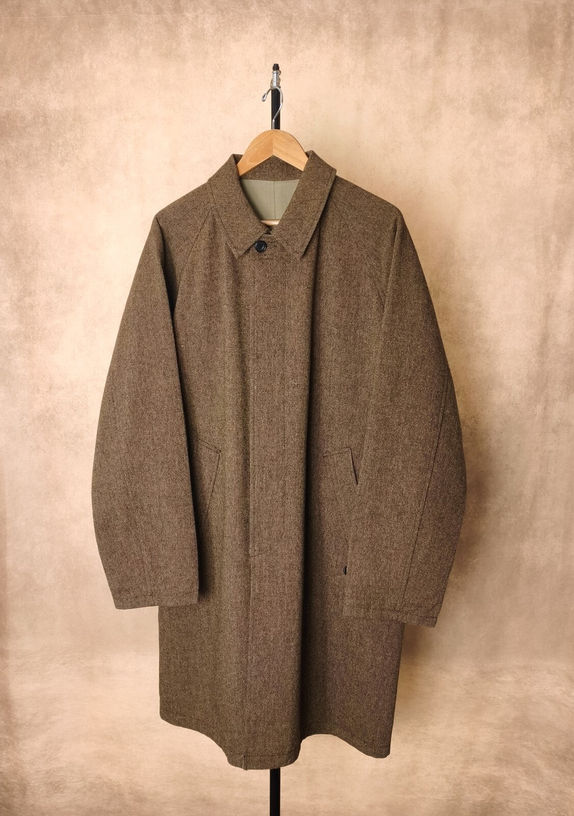 BEAMS PLUS Men's Brown Heavyweight 100% Wool Reversible Balmacaan Coat