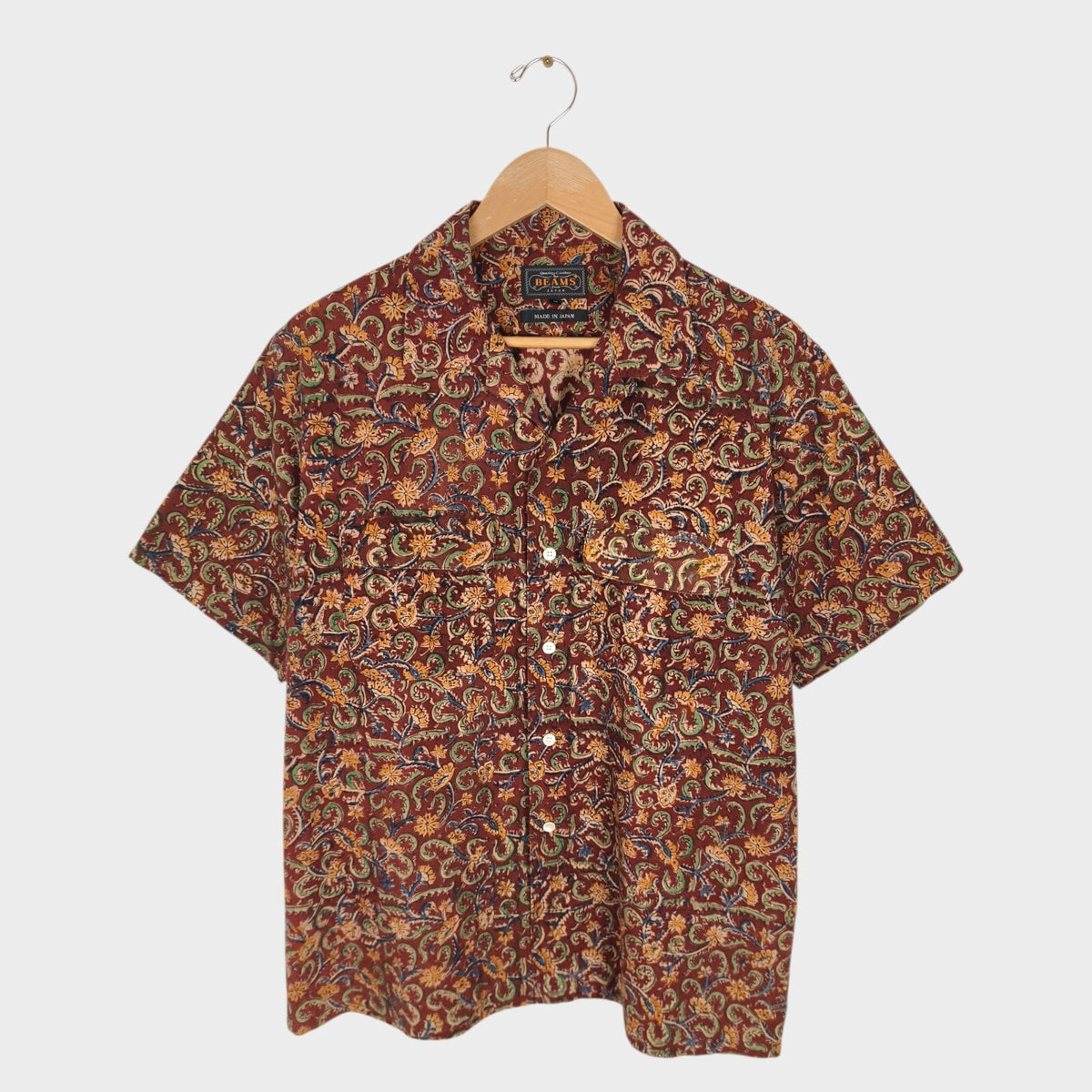 BEAMS PLUS Men's Made in Japan Floral Paisley Print Camp Collar Vacation Shirt