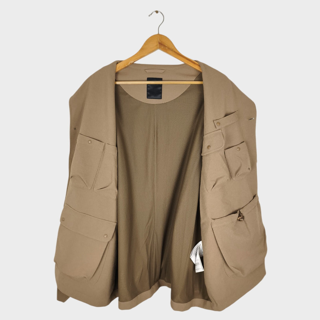 DAIWA PIER39 Men's Tech Belted Oversized Fit Gunshooting Jacket