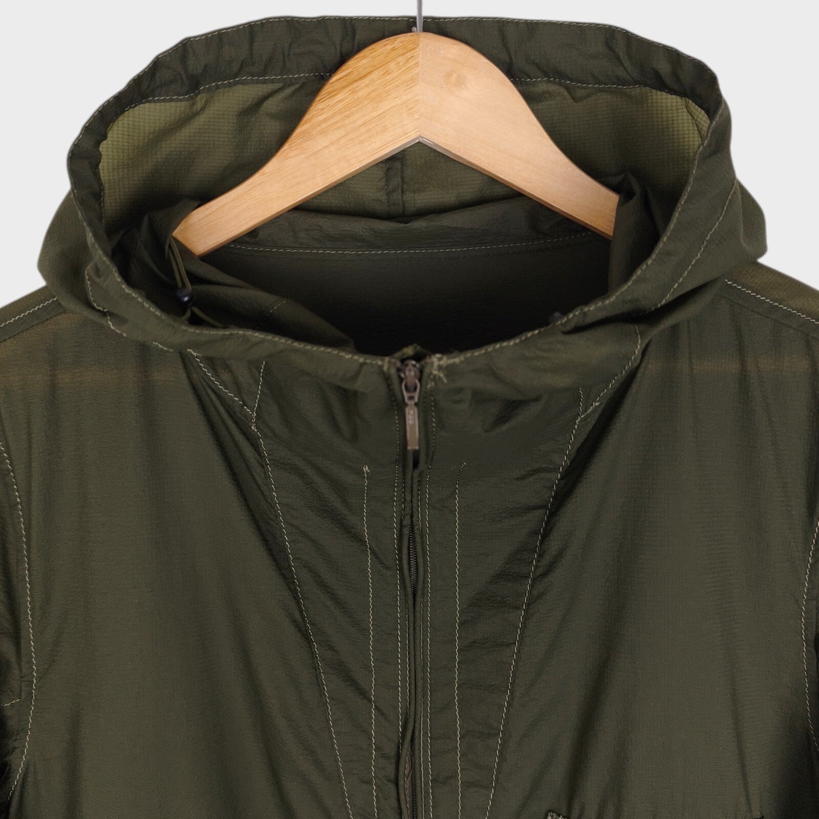 BEAMS PLUS Men's Olive Green Nylon Lightweight Anorak Parka Smock Jacket