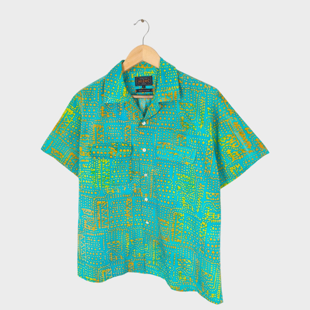 BEAMS PLUS Men's Made in Japan Batik Print Camp Collar Vacation Shirt